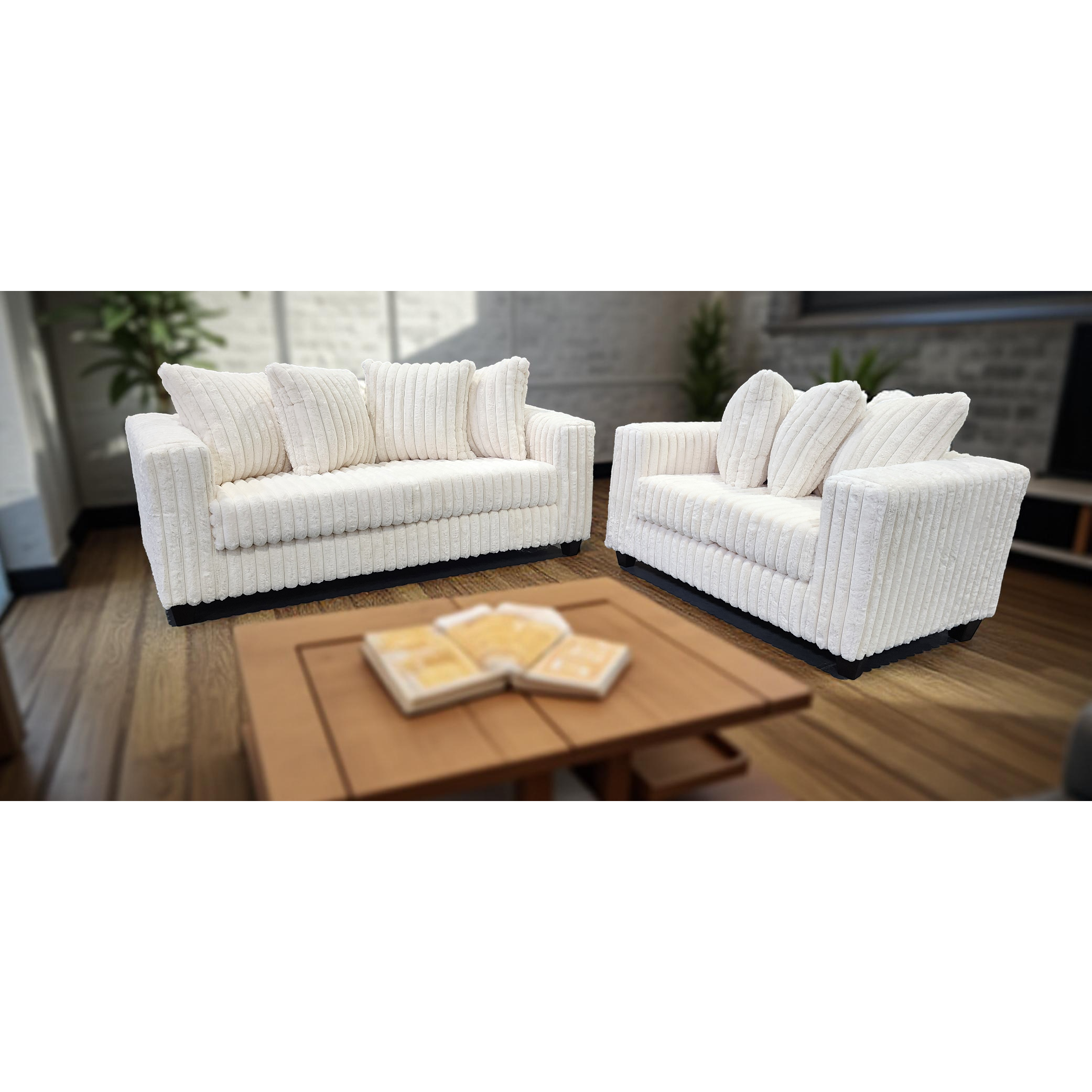 Gia (Ivory)